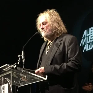 Mike Campbell Called Ray Wylie Hubbard After Ringo Starr Brought Him Up