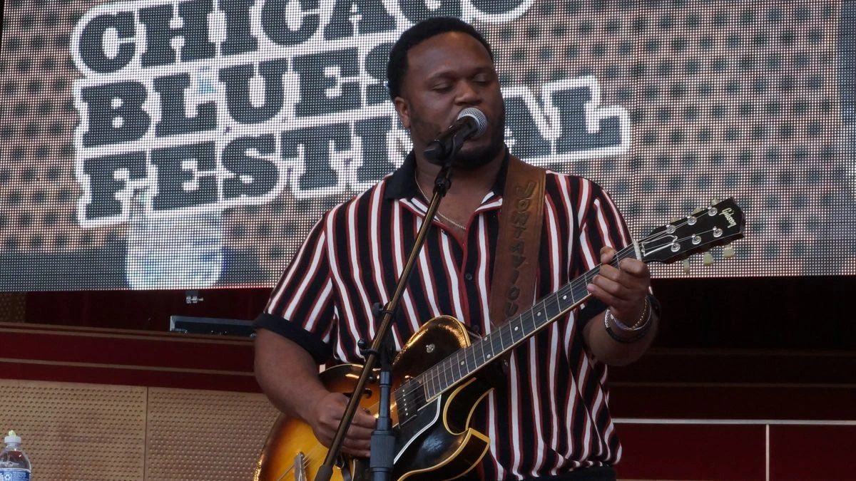 Jontavious Willis Shares a Ballot With John Primer and Jimmie Vaughan