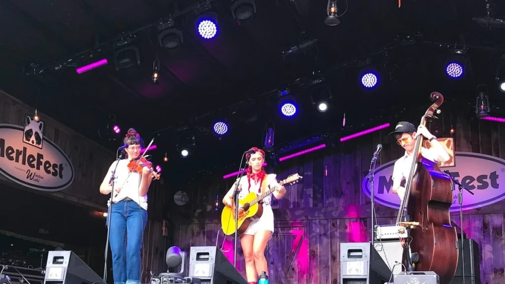 Sierra Ferrell Booked a Year of Touring Without a New Album to Sell