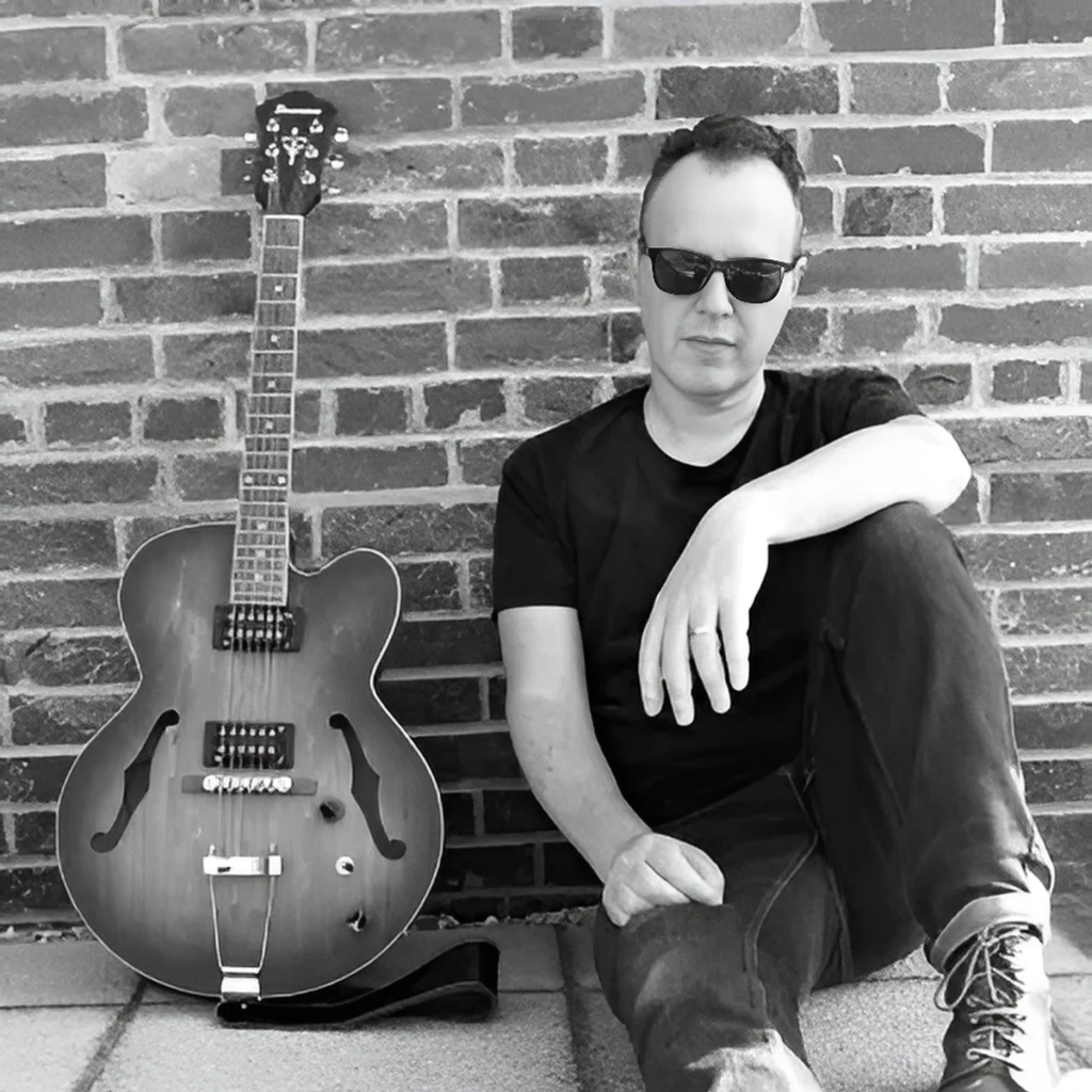 Mark Vennis Fighting on All Fronts: Where Thirteen Songs Came From, One Weekend at A Time