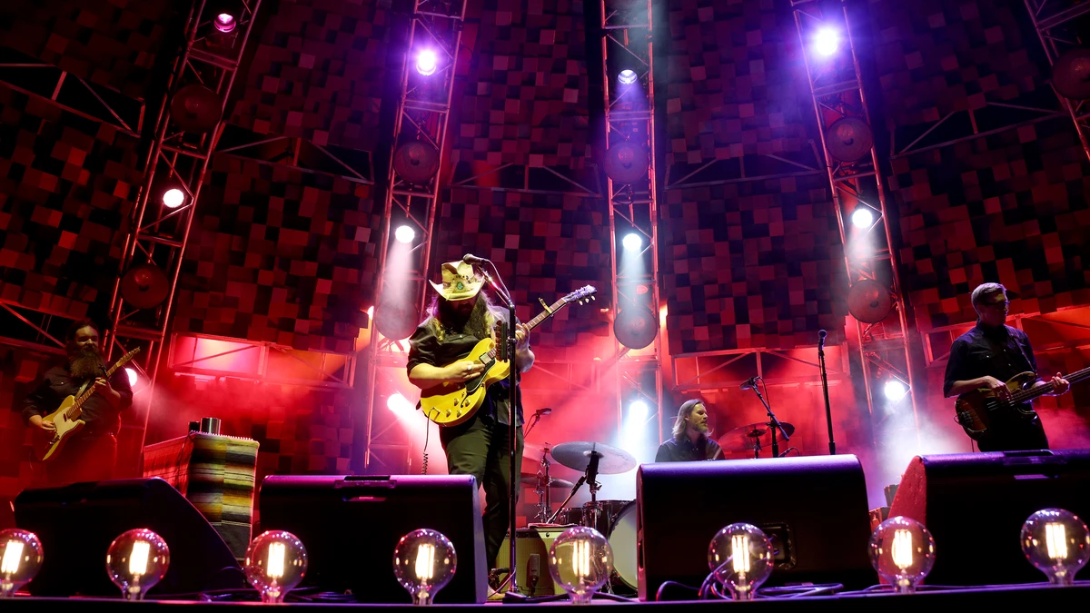 Chris Stapleton Goes for a Ninth CMA Male Vocalist Award