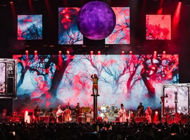 Five Guests and a He-Man Theme Shape the Billy Strings Halloween Show