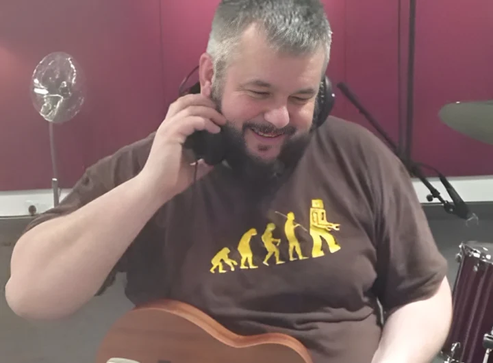 Why the One-Man Ukulele Band Survived on Zombie Romance by BlackSheepLad